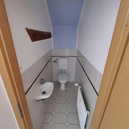 Moebliertes Haus In H3 * ناون